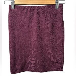 Elegant Burgundy Lace‎ Print Pencil Skirt